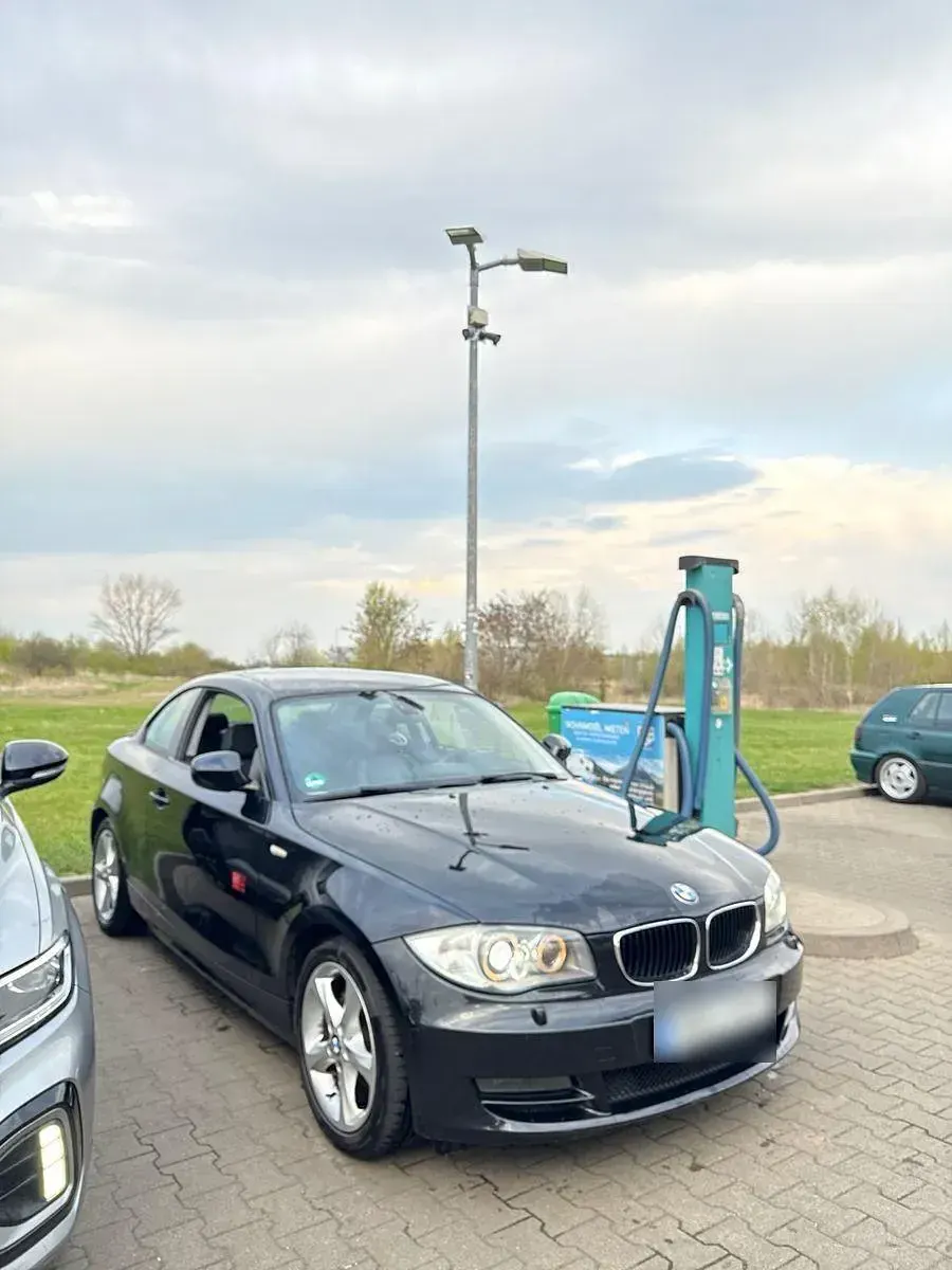 Gebraucht BMW 120 Coupé 177 PS (130 kW) 2010 Schwarz Coupé