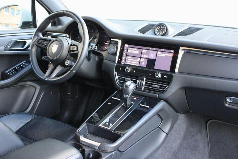 Gebraucht Porsche Macan 265 PS (194 kW) 2023 Grau SUV