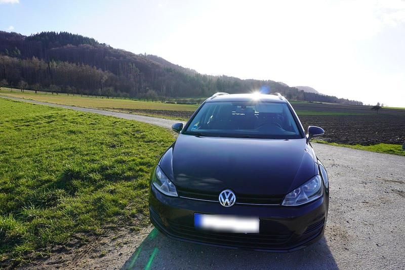 Gebraucht VW Golf VII 110 PS (80 kW) 2016 Schwarz Kombi