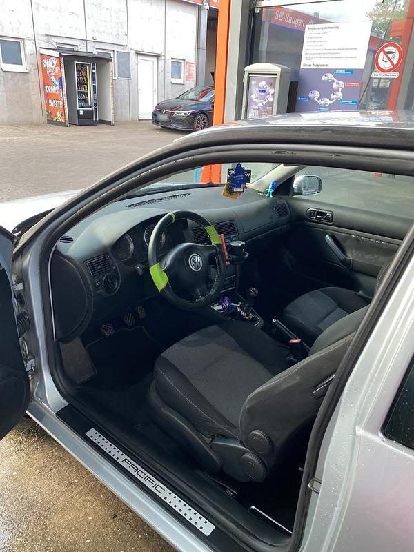 Gebraucht VW Golf 110 PS (80 kW) 2003 Grau Coupé