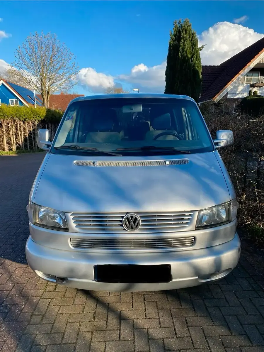 Gebraucht VW T4 151 PS (111 kW) 2001 Silber Van