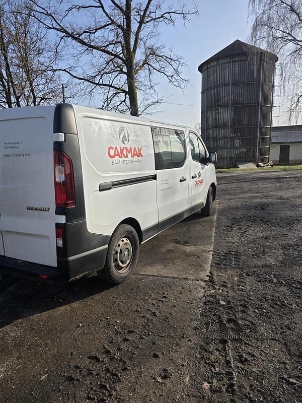 Gebraucht Renault Traffic 145 PS (106 kW) 2020 Weiß Van / Kleinbus