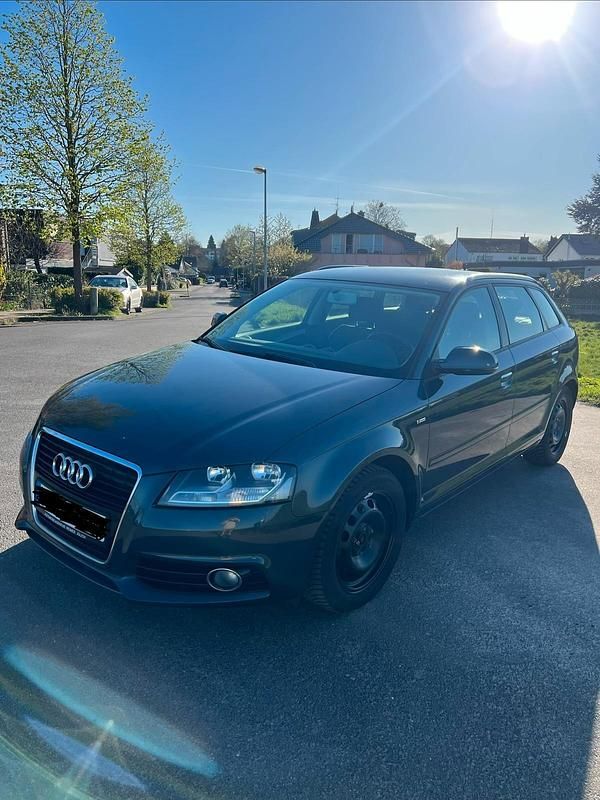 Brugt Audi A3 140 HK (102 kW) 2012 Grå Hatchback