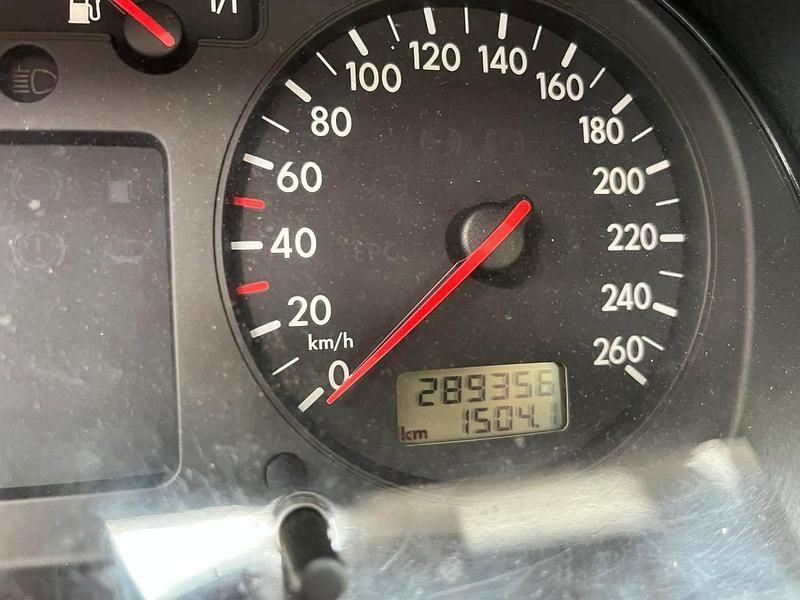 Gebraucht VW Golf IV 150 PS (110 kW) 2000 Silber Limousine