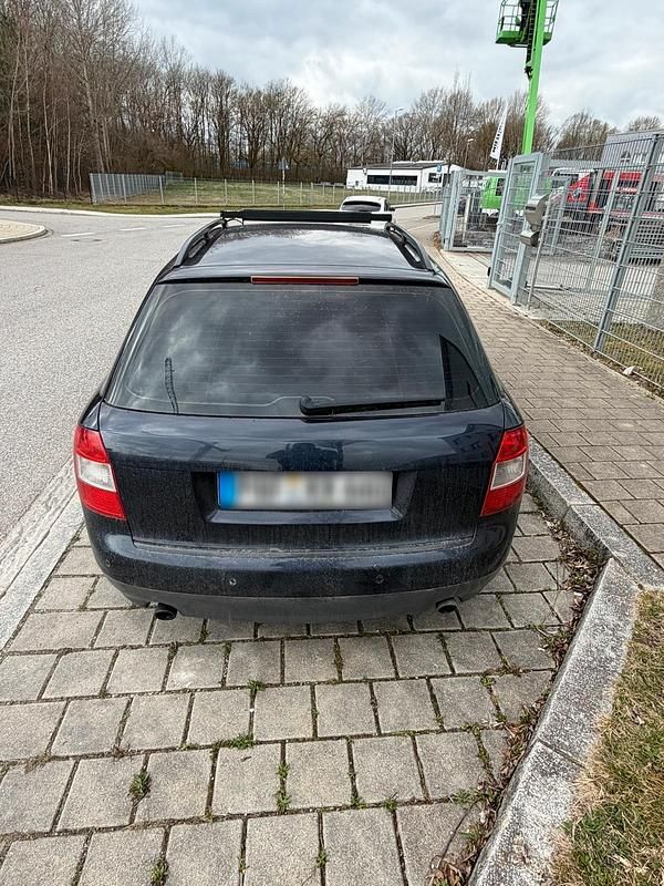Gebraucht Audi A4 Basis 163 PS (119 kW) 2002 Kombi