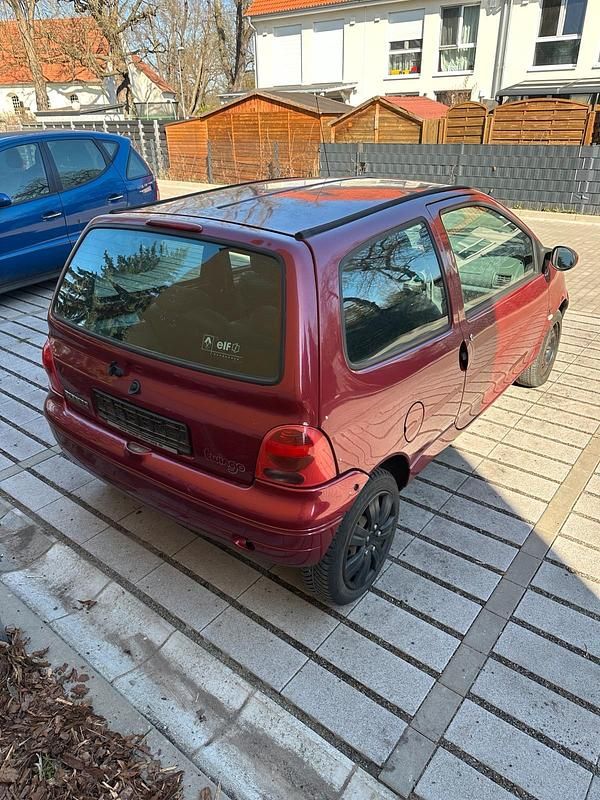 Gebraucht Renault Twingo 75 PS (55 kW) 2004 Rot Kleinwagen