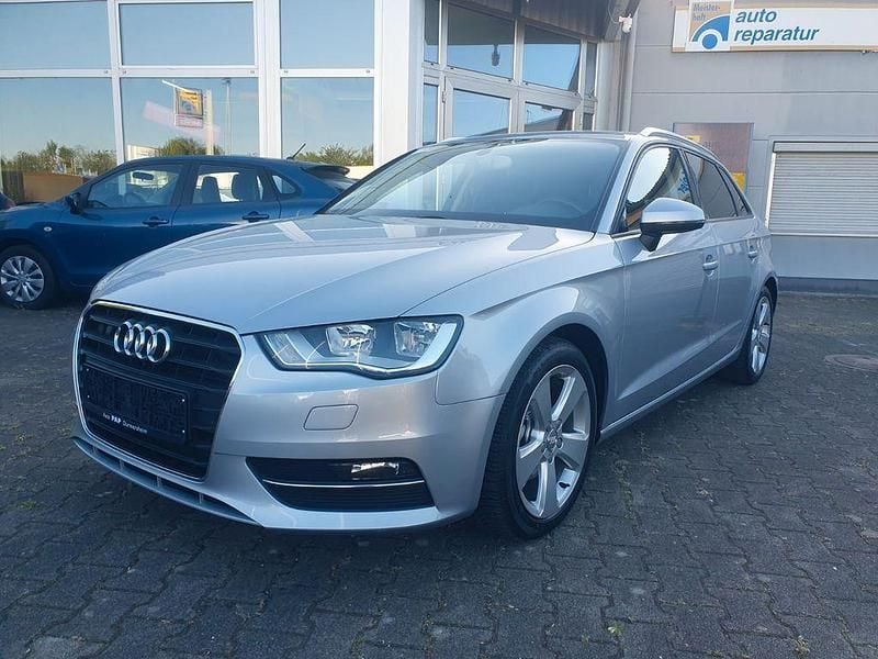 Gebraucht Audi A3 S-Line 150 PS (110 kW) 2015 Grau Limousine