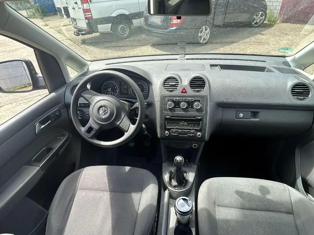 Gebraucht VW Caddy Cup 105 PS (77 kW) 2014 Schwarz Van / Kleinbus