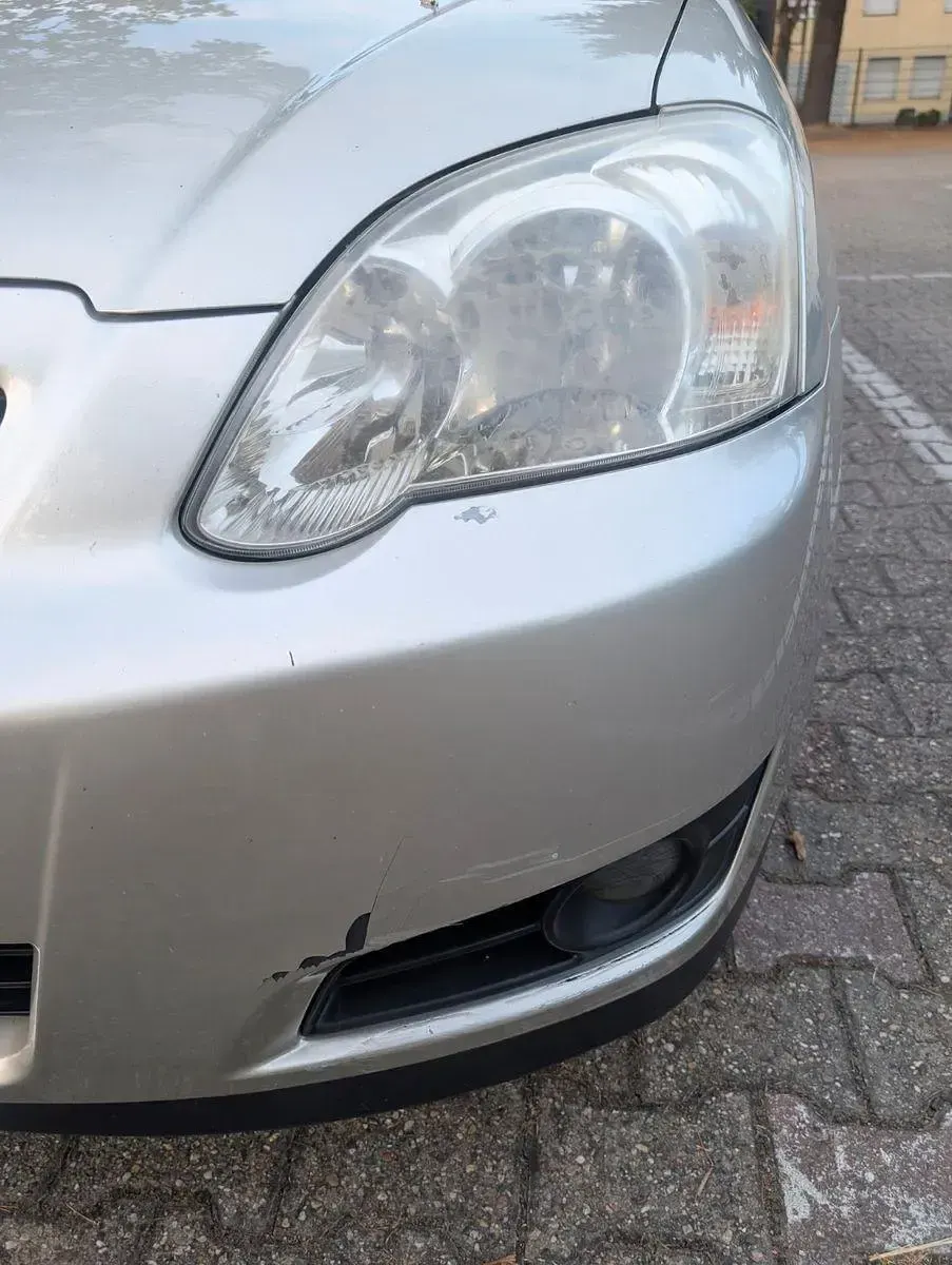 Gebraucht Toyota Corolla Sol 110 PS (80 kW) 2005 Silber Limousine