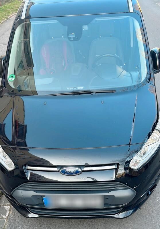 Schwarz Gebraucht 2017 Ford Grand Tourneo Connect Van / Kleinbus | 12.300 € (Guter Preis) - Bild 1/4