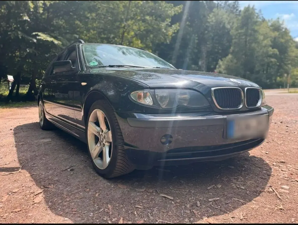 Gebraucht BMW 320 150 PS (110 kW) 2004 Schwarz Kombi