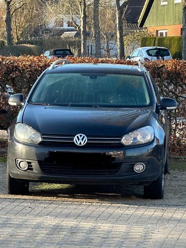 Schwarz Gebraucht 2010 VW Golf Comfortline Kombi | 2.499 € (Guter Preis) - Bild 1/4
