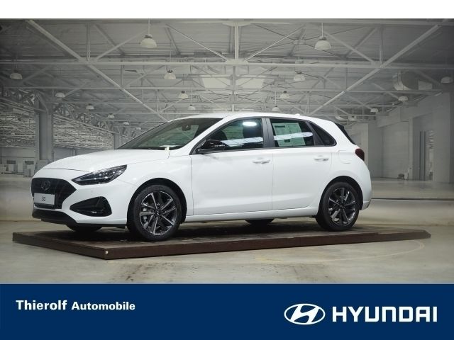 Serenity white Neu 2024 Hyundai i30 Advantage Limousine | 22.480 € (Fairer Preis) - Bild 1/4