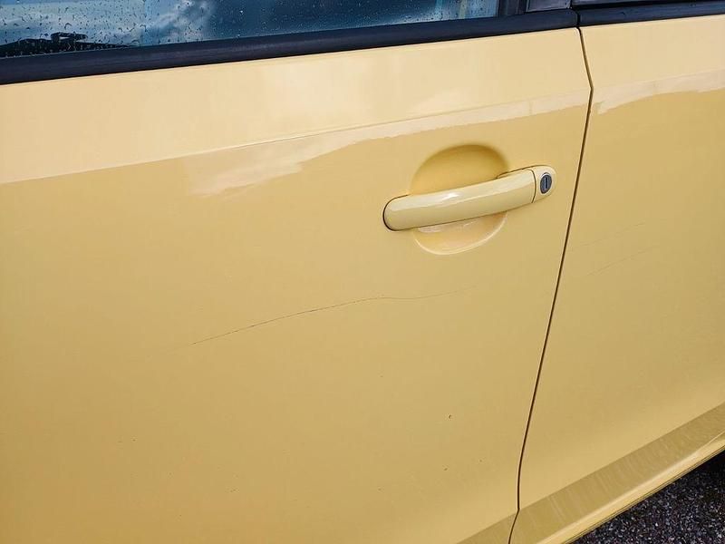 Gebraucht VW up! move up! 60 PS (44 kW) 2015 Gelb Kleinwagen