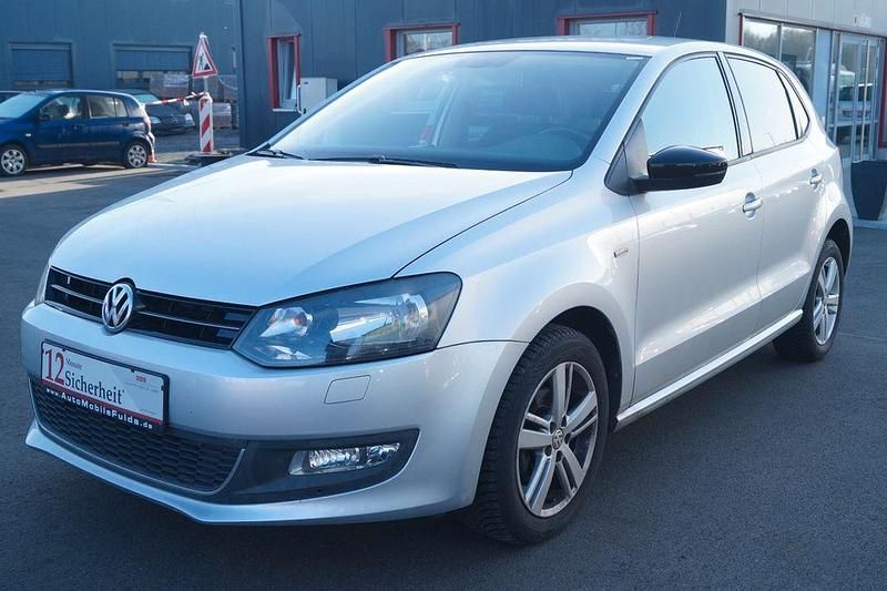 Gebraucht VW Polo Match 88 PS (64 kW) 2012 Silber Kleinwagen