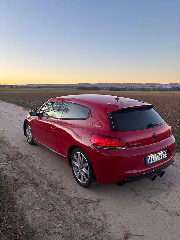 Gebraucht VW Scirocco Team 160 PS (117 kW) 2010 Rot Coupé
