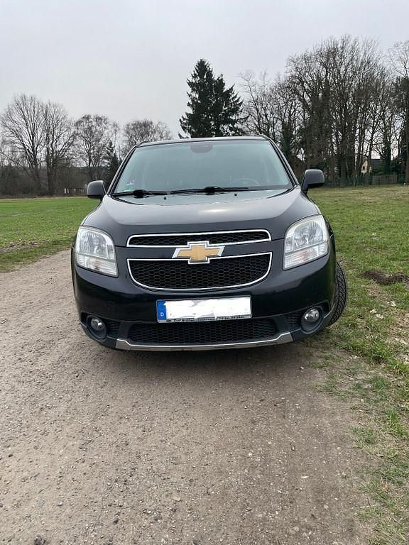 Gebraucht Chevrolet Orlando 163 PS (119 kW) 2013 Schwarz Van / Kleinbus