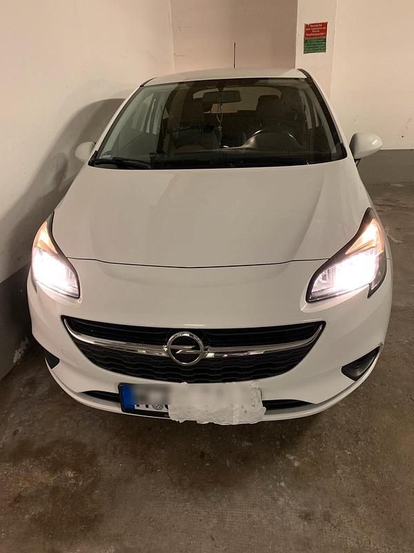 Weiß Gebraucht 2016 Opel Corsa Kleinwagen | 5.650 € (Fairer Preis) - Bild 1/4