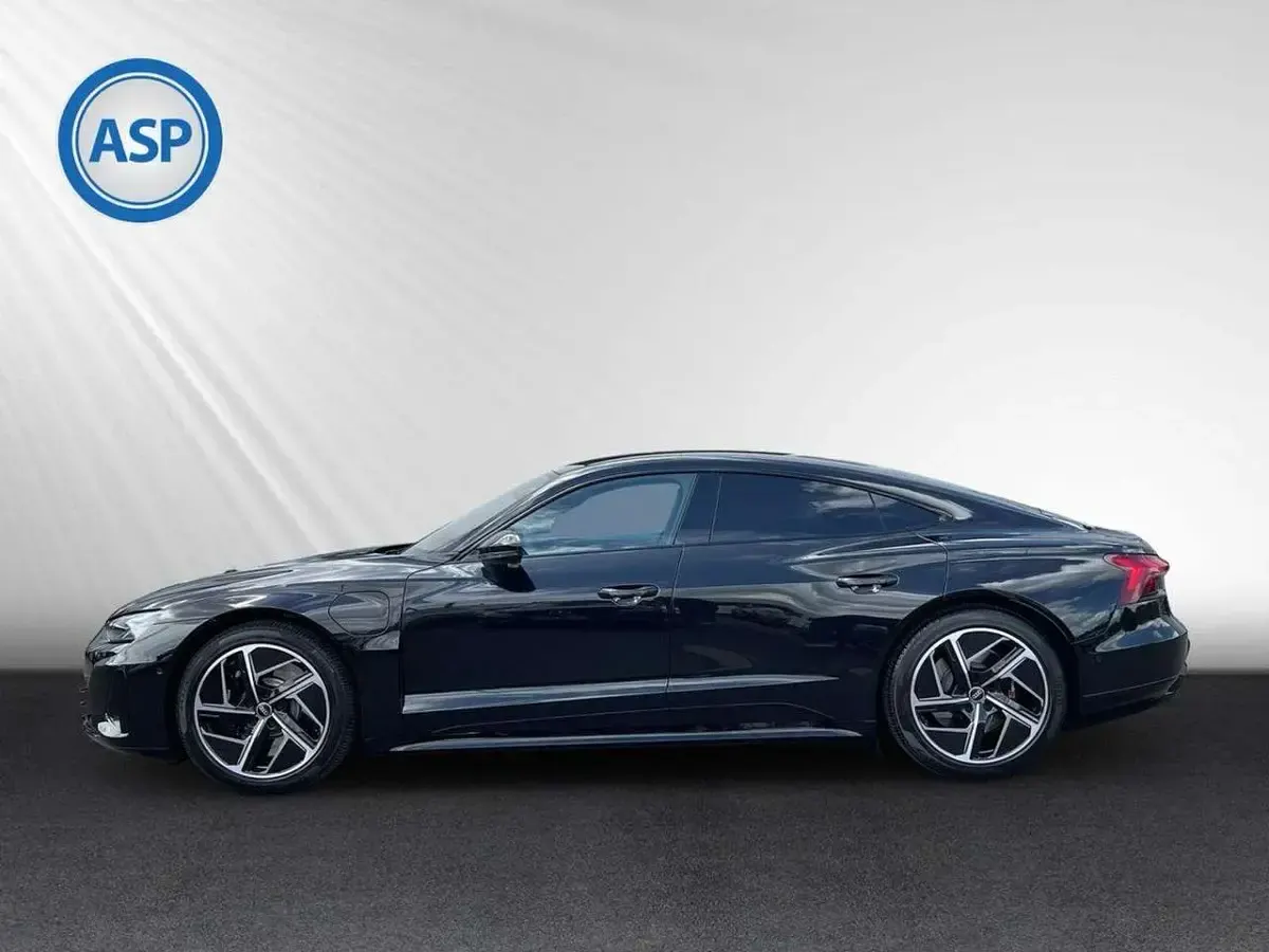 Gebraucht Audi e-tron GT quattro Sport 350 kW (476 PS) 2022 Mythosschwarz metallic Limousine