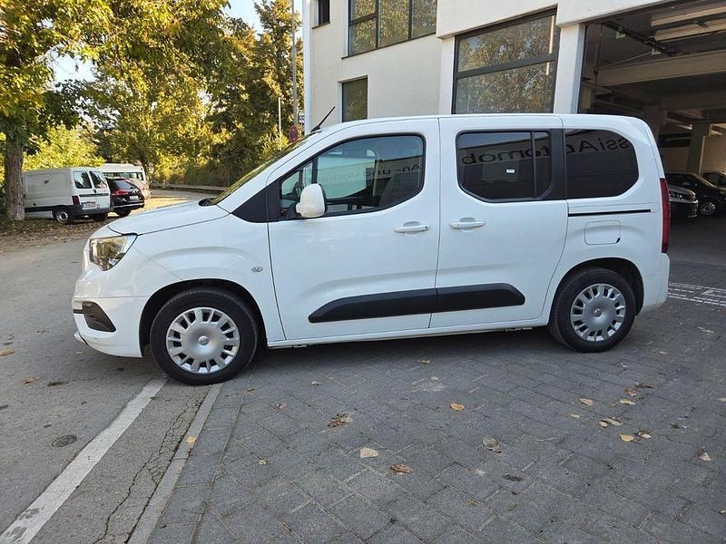 Gebraucht Opel Combo Life Edition 131 PS (96 kW) 2020 Weiß Van / Kleinbus