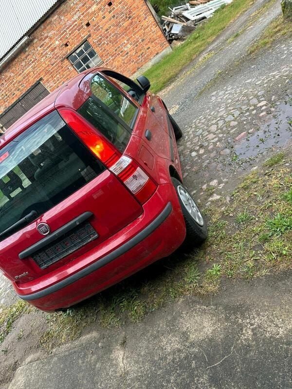 Rot Gebraucht 2012 Fiat Panda Kleinwagen | 1.700 € (Superpreis) - Bild 1/4