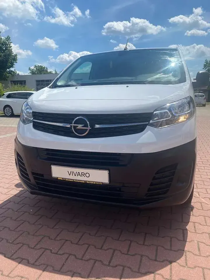 Gebraucht Opel Vivaro-e Combi Edition 144 PS (105 kW) 2023 Casabl/arctic/eisweiss/kaolin Van / Kleinbus
