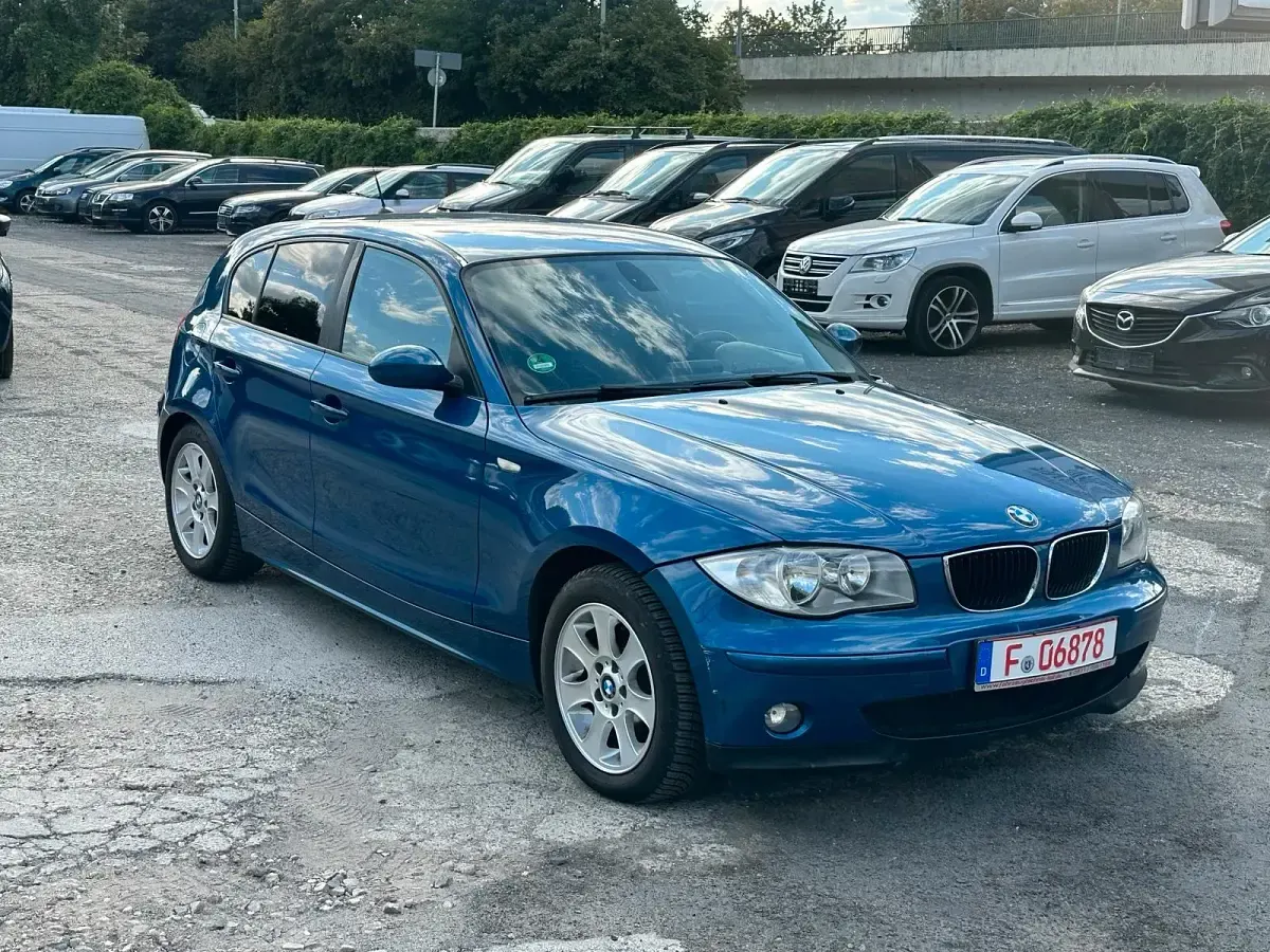 Gebraucht BMW 118 122 PS (89 kW) 2005 Blau Kleinwagen