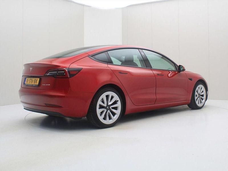 Rot Gebraucht 2020 Tesla Model 3 Long Range AWD Limousine | 20.900 € (Fairer Preis) - Bild 1/4