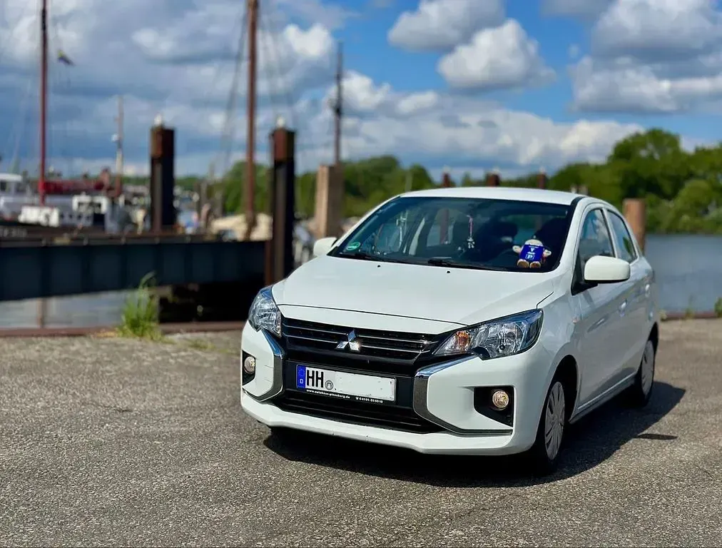 Gebraucht Mitsubishi Space Star Select+ 71 PS (52 kW) 2022 Weiß Kleinwagen