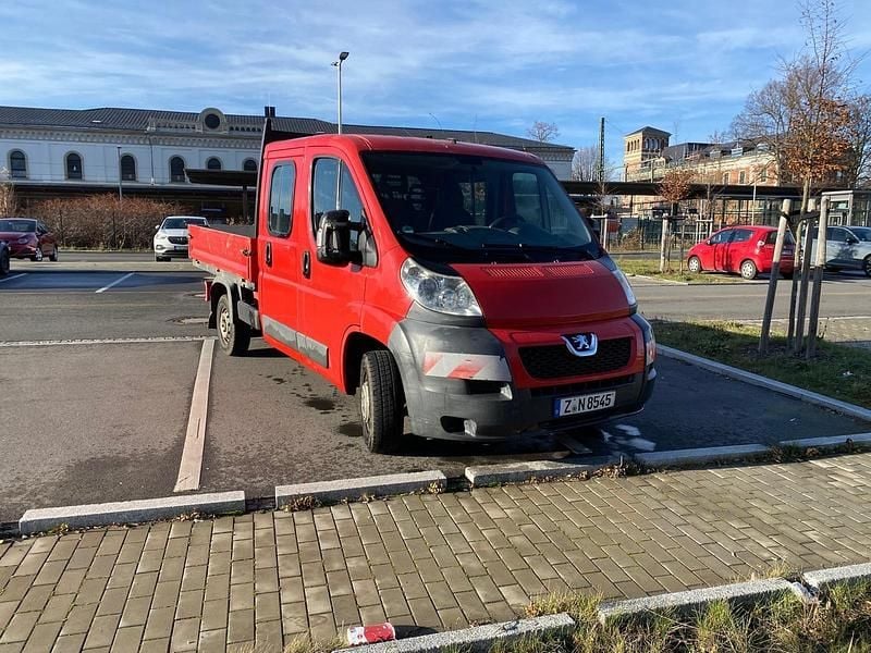 Gebraucht Peugeot Boxer 100 PS (73 kW) 2011 Rot Van
