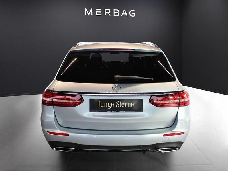 Gebraucht Mercedes E400 AMG 330 PS (242 kW) 2022 Silber Limousine