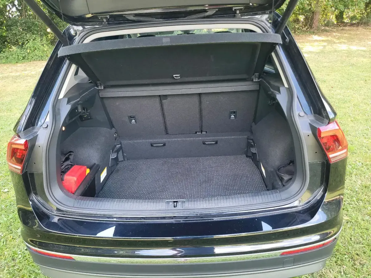Gebraucht VW Tiguan 150 PS (110 kW) 2019 Schwarz SUV