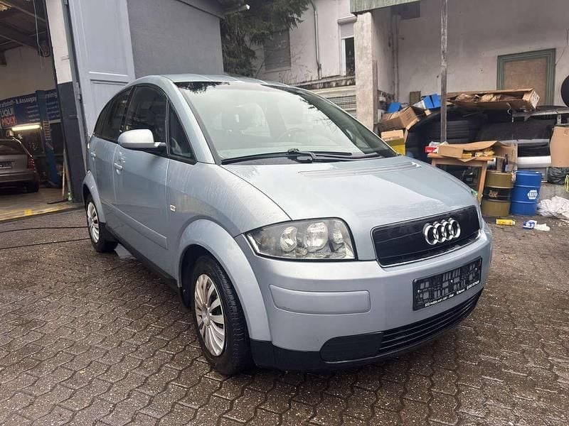 Gebraucht Audi A2 75 PS (55 kW) 2002 Blau Kleinwagen
