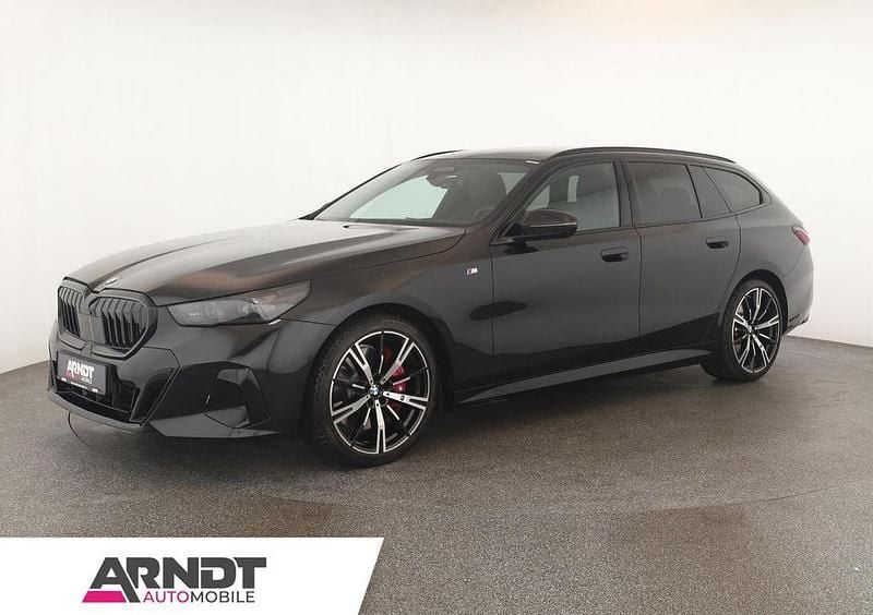 Schwarz Gebraucht 2025 BMW 540 M Sport Kombi | 66.484 € (Superpreis) - Bild 1/4