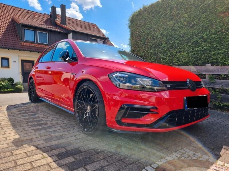 Rot Gebraucht 2018 VW Golf VII R Limousine | 25.999 € (Fairer Preis) - Bild 1/4