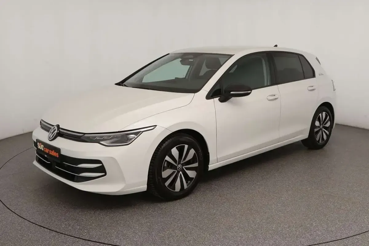 Gebraucht VW Golf VIII Goal 150 PS (110 kW) 2025 Weiß Limousine
