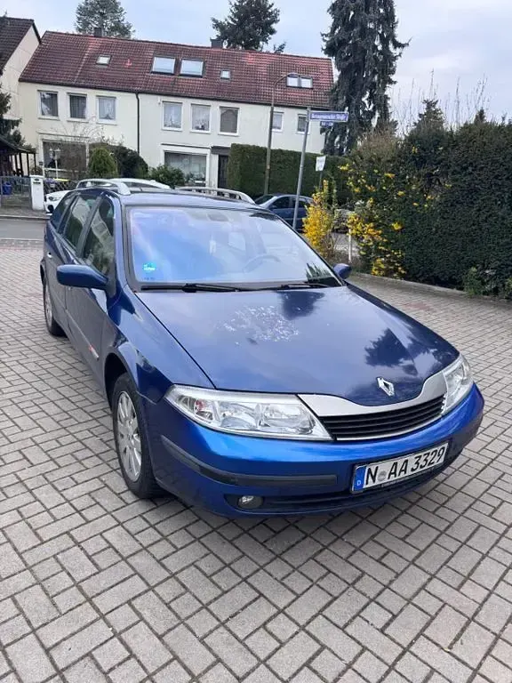 Gebraucht Renault Laguna GrandTour Dynamique 163 PS (119 kW) 2003 Grau Kombi