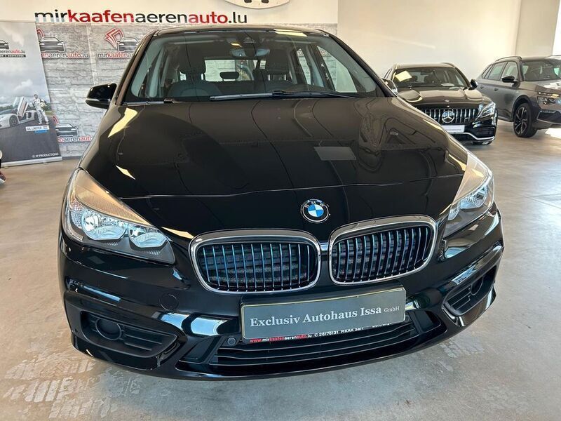 Schwarz Gebraucht 2017 BMW 225 Active Tourer Van / Kleinbus | 15.990 € (Fairer Preis) - Bild 1/4