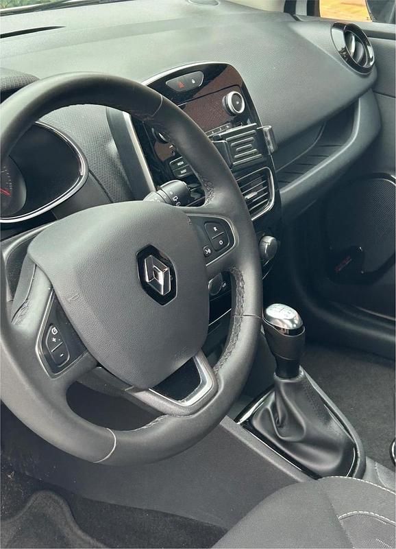 Gebraucht Renault Clio IV 76 PS (55 kW) 2019 Weiß Kleinwagen