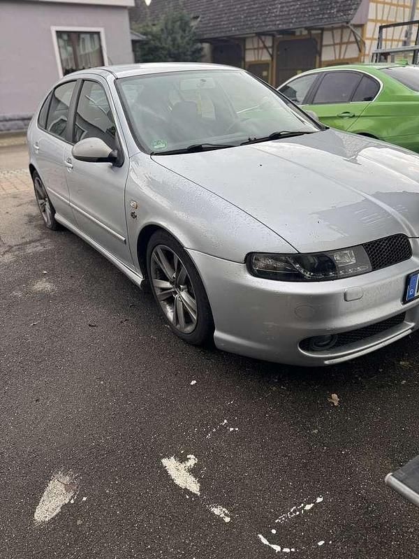 Gebraucht 2005 Seat Leon Limousine | 2.500 € (Fairer Preis) - Bild 1/4