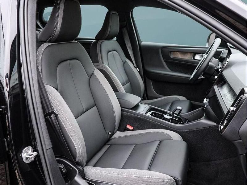 Gebraucht Volvo XC40 Single Motor 169 kW (231 PS) 2022 Schwarz SUV