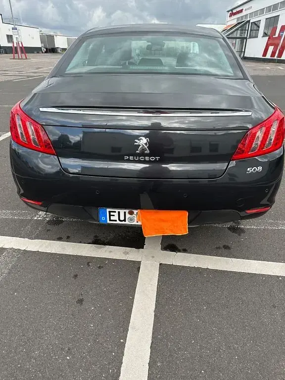 Gebraucht Peugeot 508 Allure 156 PS (114 kW) 2011 Limousine