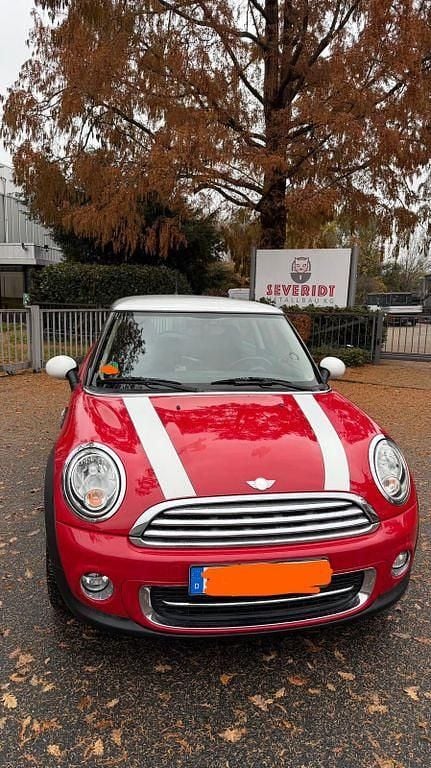 Gebraucht Mini Cooper 122 PS (89 kW) 2011 Rot Kleinwagen