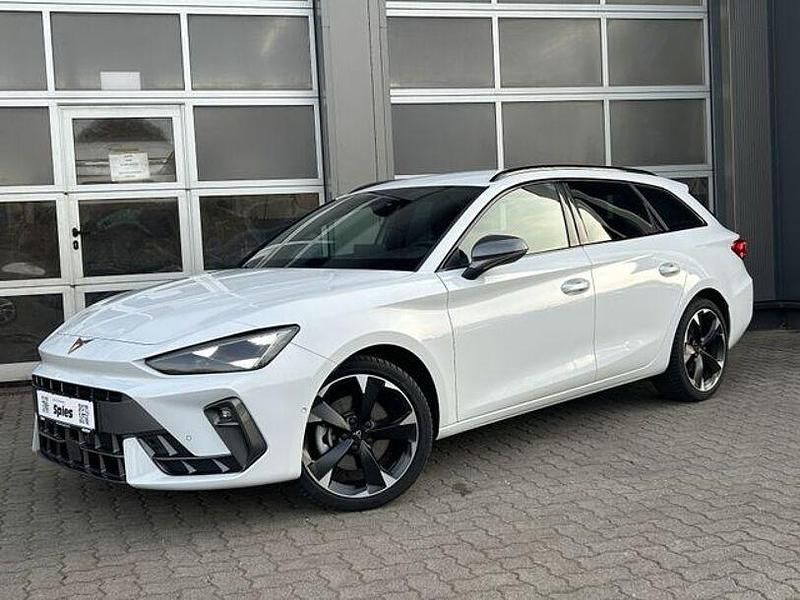 Gebraucht Cupra Leon 150 PS (110 kW) 2025 "nevada" weiss Kombi