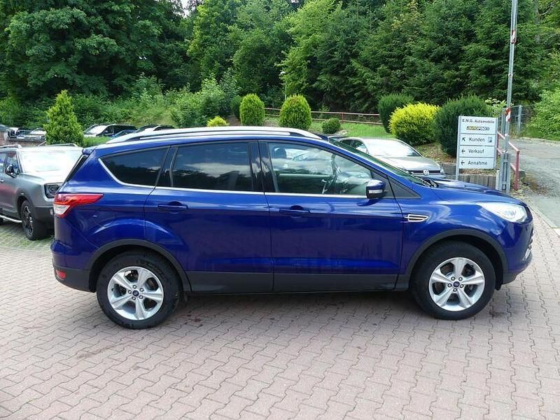 Gebraucht Ford Kuga 179 PS (131 kW) 2016 Blau SUV