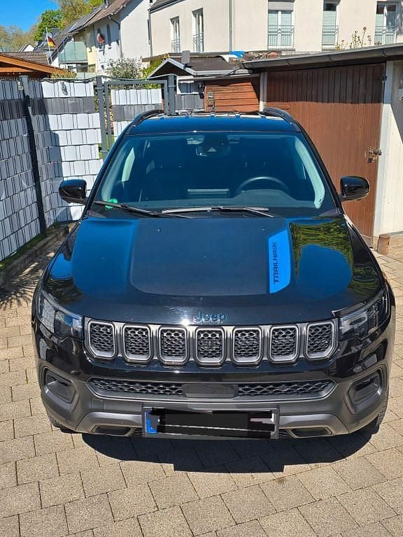 Second-hand Jeep Compass 241 CP (177 kW) 2022 Negru SUV