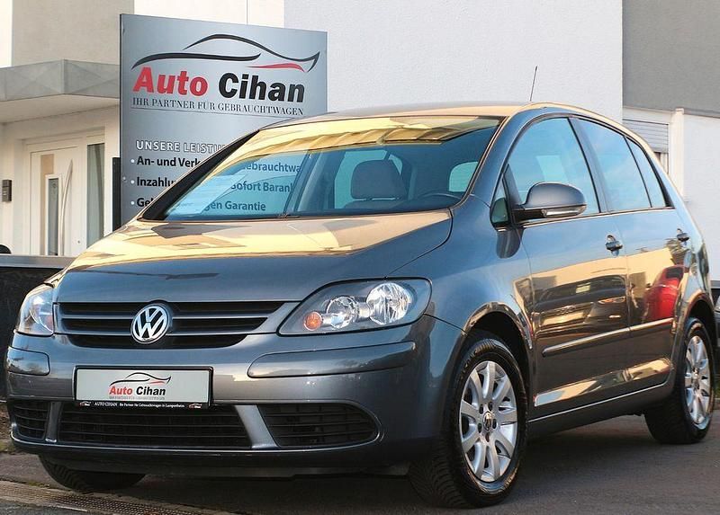 Grau Gebraucht 2007 VW Golf Plus Comfortline Van / Kleinbus | 7.990 € (Teuer) - Bild 1/4