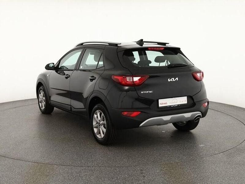 Neu Kia Stonic 101 PS (74 kW) 2025 Schwarz SUV