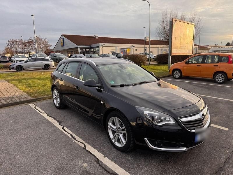 Gebraucht Opel Insignia Innovation 136 PS (100 kW) 2016 Schwarz Kombi