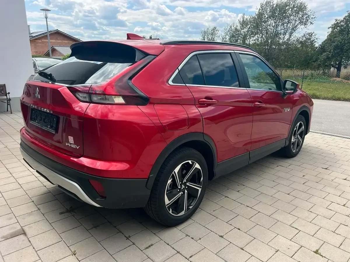 Gebraucht Mitsubishi Eclipse Cross 188 PS (138 kW) 2022 Rot SUV